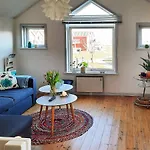 6 Person In Hadsund-by Traum * Hadsund