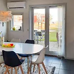 6 Person In Hadsund-by Traum